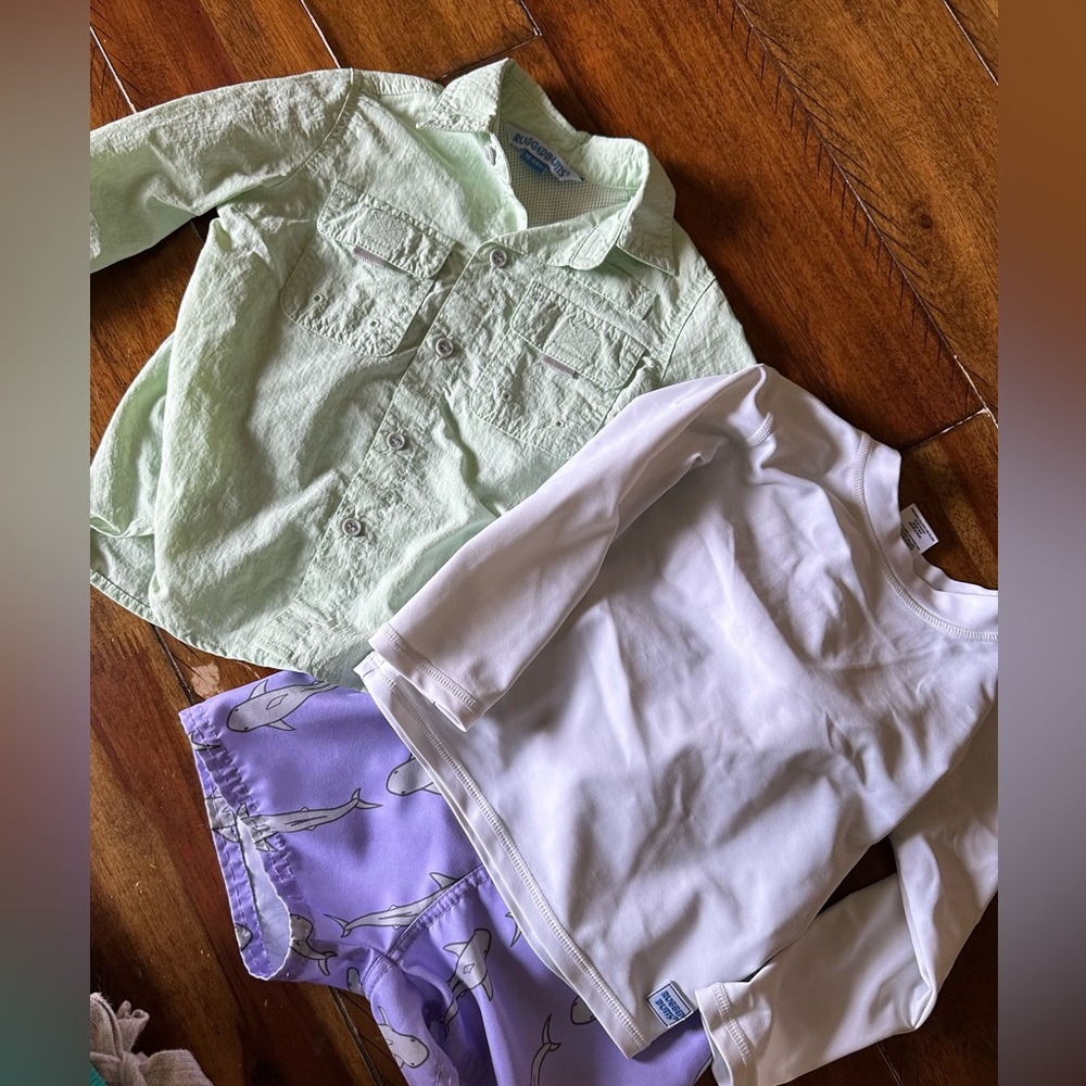 Toddler boys Ruggedbutts outfit bundle